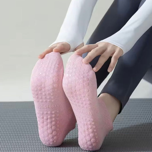 Pilates kojinaitės su neslystančiu padu